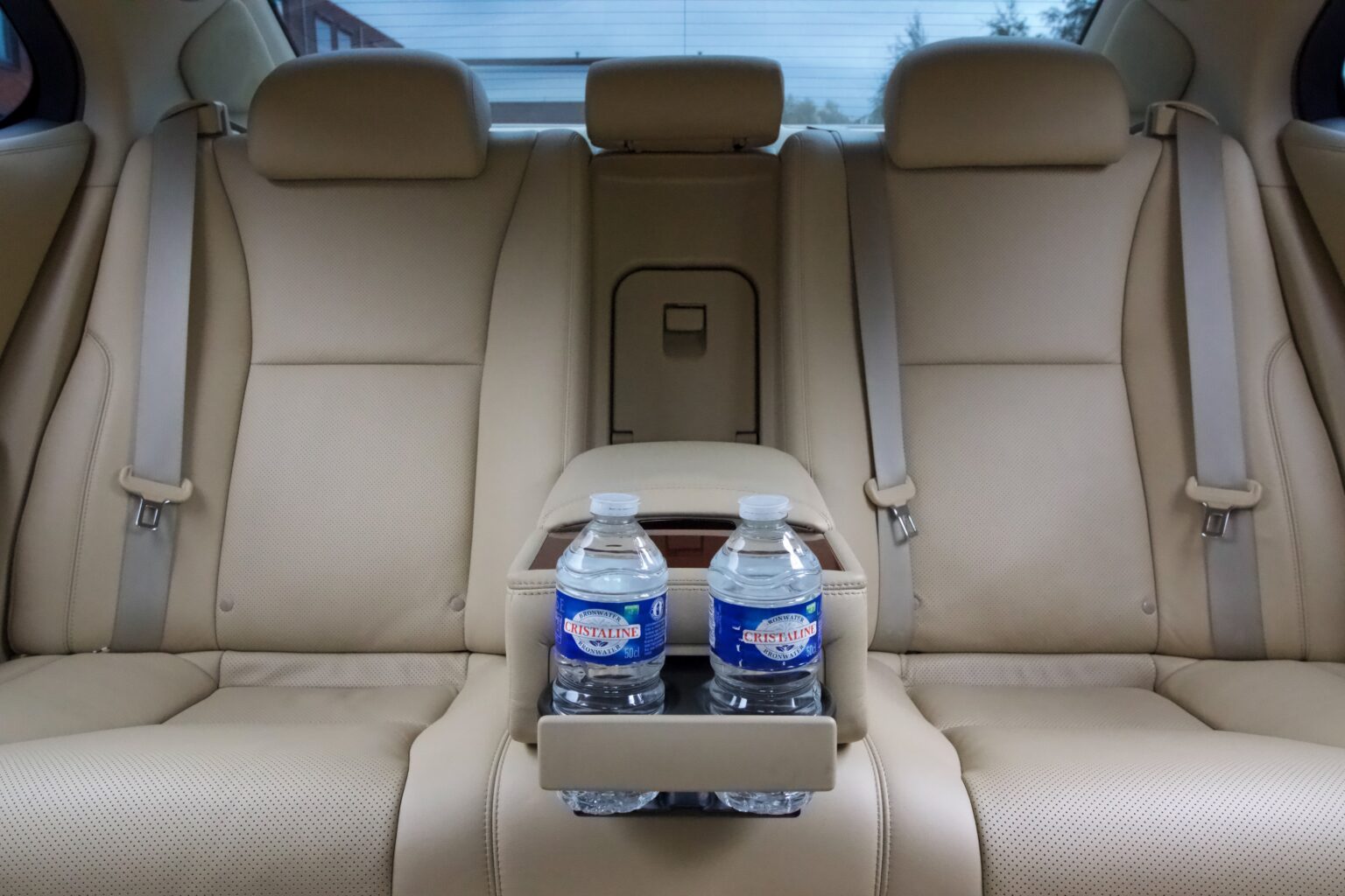 B5AE483C-E1E6-4BAA-A06F-BEC05B13BBB6